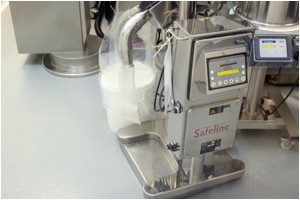 Synthon tablets inserted into Click Pack container