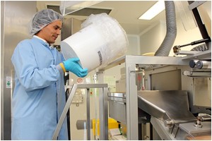  Using Click Pack container to fill Synthon blister pack production line.