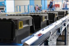 CurTec Lidded Crates with track and trace barcoding at Pluripharm