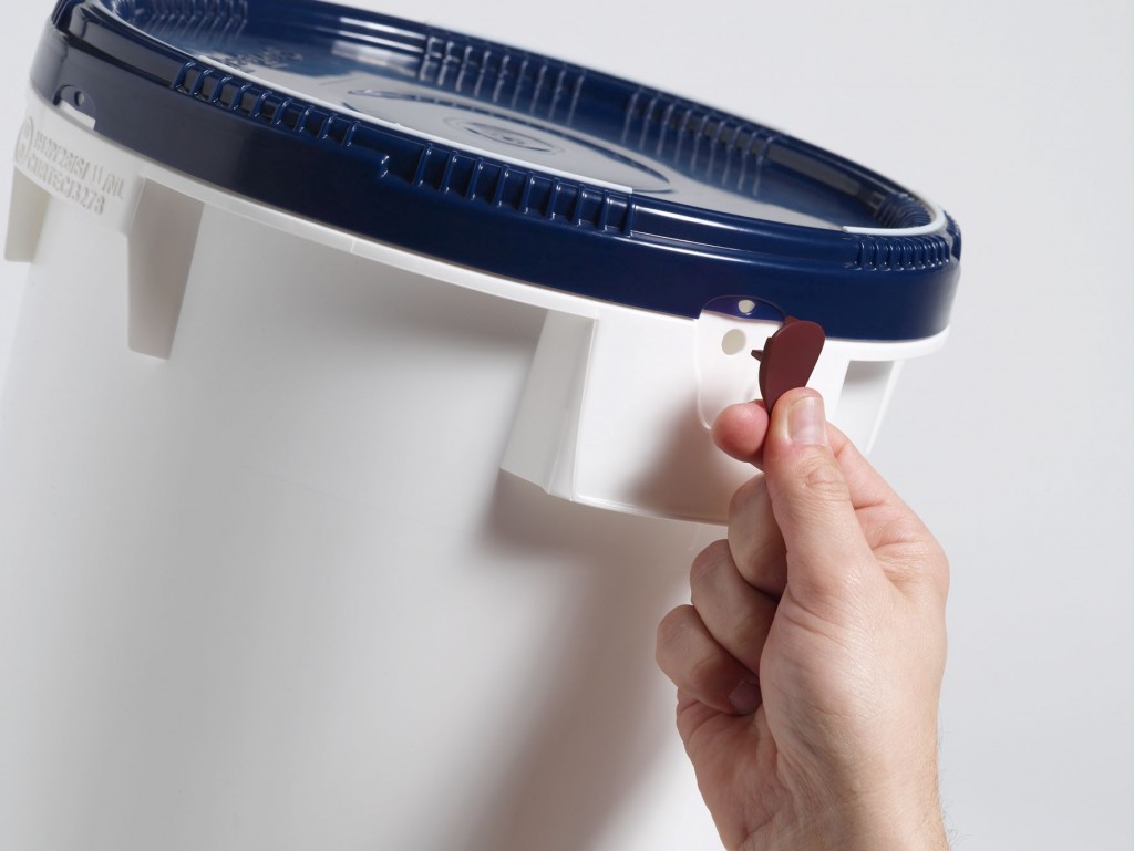 CurTec packaging ease of use on tamperevident products